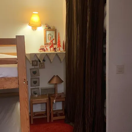 Pour 5 Pers., Proche Village Et Navette - Fr-1-761-49 Apartament *